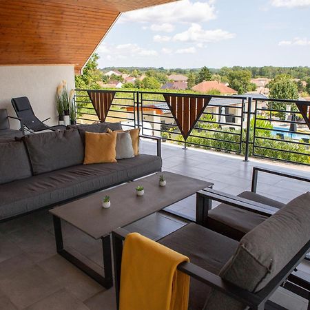 Ludvig Panzio Bed & Breakfast Villany Ngoại thất bức ảnh