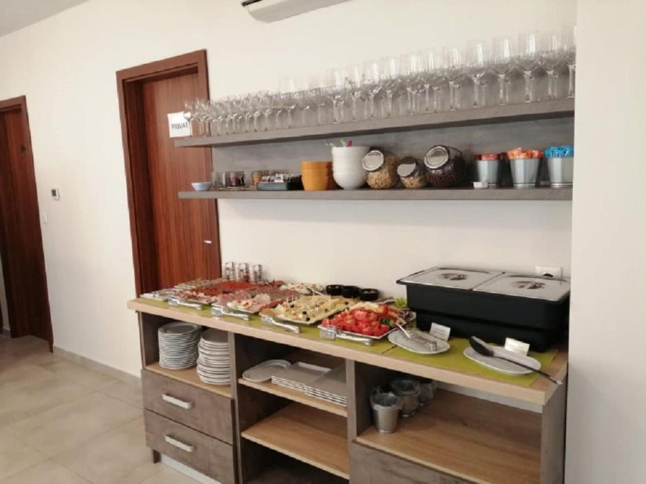 Ludvig Panzio Bed & Breakfast Villany Ngoại thất bức ảnh