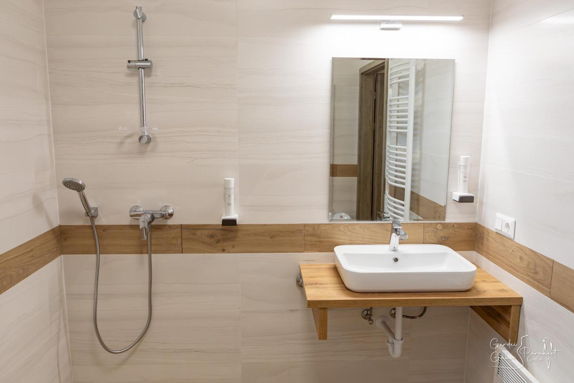 Ludvig Panzio Bed & Breakfast Villany Ngoại thất bức ảnh